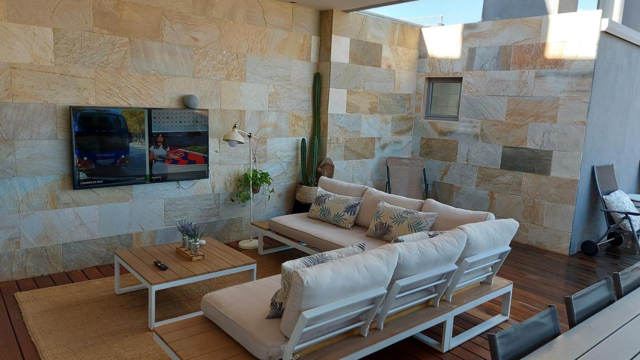 Atico De Lujo Con Jacuzzi Climatizado En Terraza Apartment Elche Exterior photo