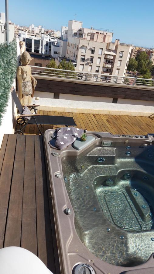 Atico De Lujo Con Jacuzzi Climatizado En Terraza Apartment Elche Exterior photo